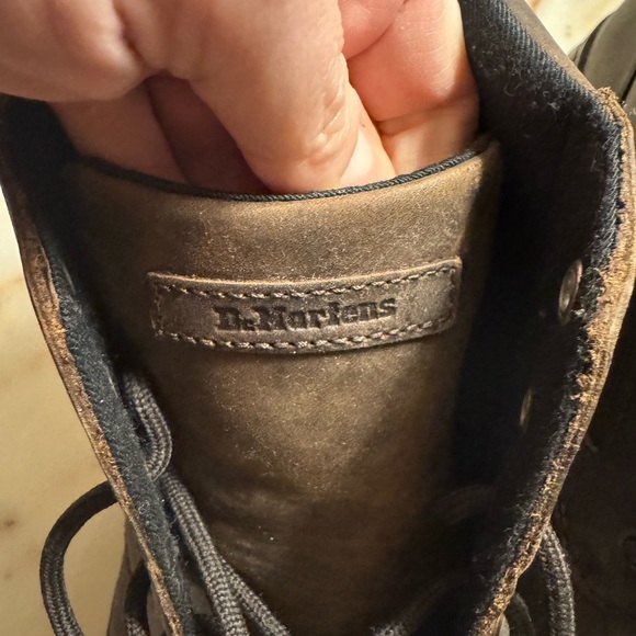 🆕 Men’s Dr. Martens Brown Leather Boots - Size 13 - Picture 3 of 8